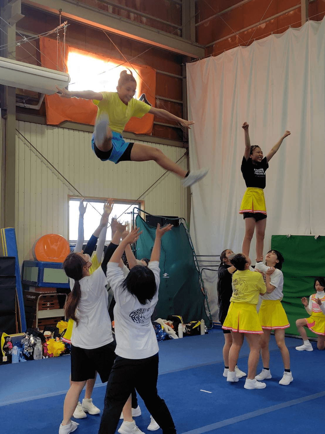 チアリーディング